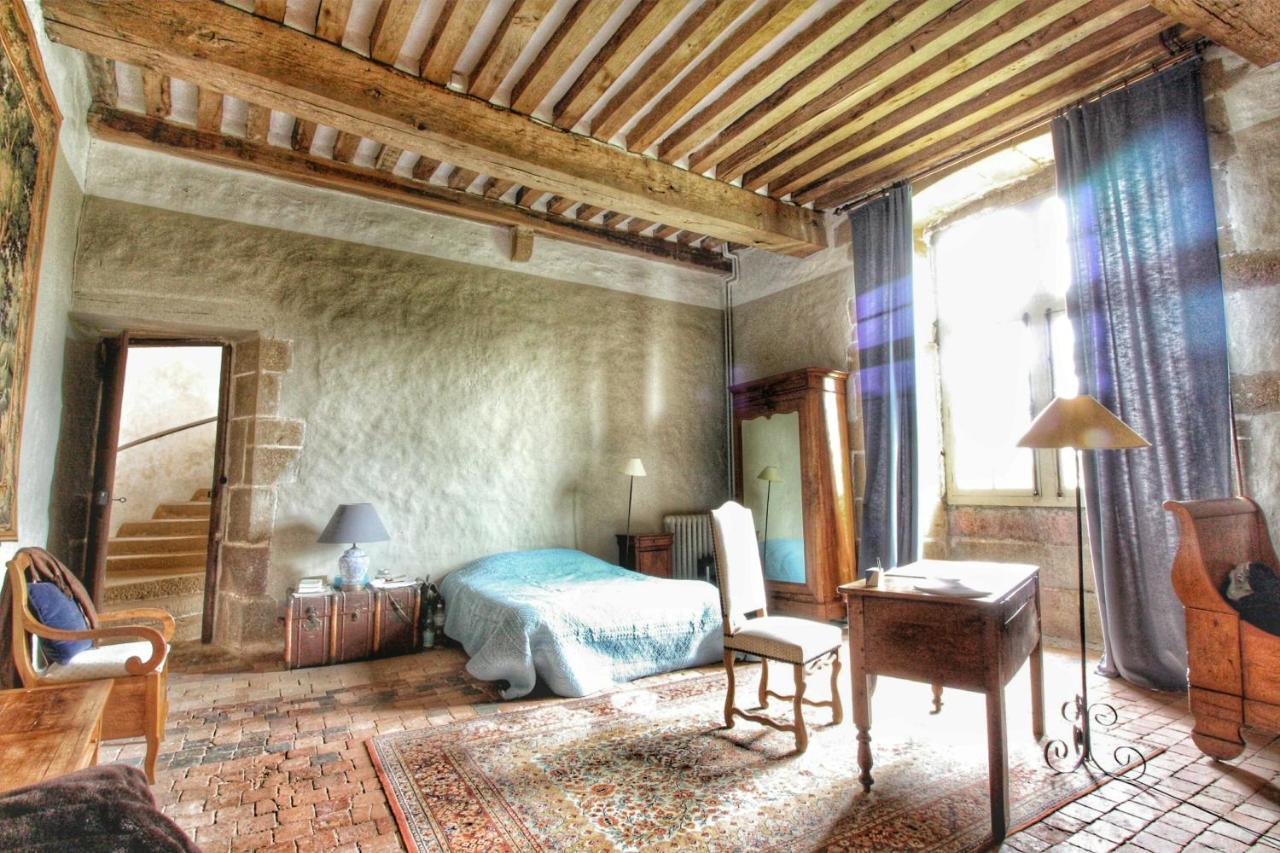 Chateau De Bourgon Montourtier Екстериор снимка